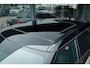 Land Rover Range Rover Velar 3.0 V6 AWD First Edition / Pano / Luchtvering / Meridian Surround / 23''