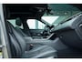 Land Rover Range Rover Velar 3.0 V6 AWD First Edition / Pano / Luchtvering / Meridian Surround / 23''