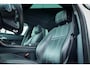Land Rover Range Rover Velar 3.0 V6 AWD First Edition / Pano / Luchtvering / Meridian Surround / 23''