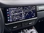 Porsche Cayenne 3.0 E-Hybrid Platinum Edition VAN: 77.900,- VOOR: 72.440,- UW WKVOORDEEL: 5.460,- | MEM. SEATS | Luchtvering | pano | stoelverwarming + verkoeling | 360 camera | Bose | sportchrono | mega knappe auto! | incl 12 mnd Bovag garantie |