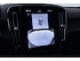 Volvo EX40 Twin Motor Plus Black Edition 82 kWh | 409 PK! | AWD | 360° Camera | Harman/Kardon | Stoel+Stuurverwarming | ACC
