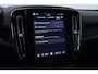 Volvo EX40 Twin Motor Plus Black Edition 82 kWh | 409 PK! | AWD | 360° Camera | Harman/Kardon | Stoel+Stuurverwarming | ACC
