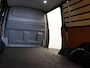 Volkswagen Transporter 2.0 TDI L2H1 28 Highline 150 PK DSG Dubbele schuifdeur, Lat om lat betimmering, Trekhaak, Parkeersensoren voor en achter, Achterklep, 16" LM Velgen, Zijschuifdeur links en rechts, Adaptieve Cruise Control, Navi, PDC voor en achter