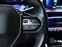 Peugeot e-208 EV Allure 50 kWh Sport (APPLE CARPLAY,NAVI,CAMERA,SFEERVERLICHTING,LED,CLIMATE,CRUISE,GETINT,SPORTSTOELEN,LM VELGEN)