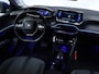 Peugeot e-208 EV Allure 50 kWh Sport (APPLE CARPLAY,NAVI,CAMERA,SFEERVERLICHTING,LED,CLIMATE,CRUISE,GETINT,SPORTSTOELEN,LM VELGEN)