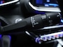 Peugeot e-208 EV Allure 50 kWh Sport (APPLE CARPLAY,NAVI,CAMERA,SFEERVERLICHTING,LED,CLIMATE,CRUISE,GETINT,SPORTSTOELEN,LM VELGEN)