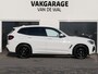 BMW X3 xDrive30i M-Sport High Executive | Shadow line | Panoramadak | 360°-camera | Trekhaak uitklapbaar | Draadloze telefoonlader | Elektrische achterklep | Stoelverwarming | Groot multimediascherm