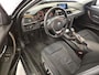 BMW 3-Serie Touring 320i Business/AIRCO/CRUISE/ELECRAMEN VOOR-ACHTER/NAVI/PARKEERSENS ACHTER