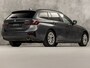 BMW 3-Serie Touring 320e High Executive 204Pk Automaat (APPLE CARPLAY, DEALER ONDERHOUDEN, GROOT NAVI, CAMERA, LEDER, SPORTSTOELEN, GETINT GLAS, ELEK ACHTERKLEP, NIEUWSTAAT)