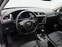 Volkswagen Tiguan Allspace 1.5 TSi 150 Pk Automaat R-Line 7-Persoons | Stoelverwarming | Panorama dak | Adaptive Cruise | 360 Camera | Trekhaak | CarPlay | 19 Inch | 139.672 Km !!