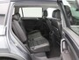 Volkswagen Tiguan Allspace 1.5 TSi 150 Pk Automaat R-Line 7-Persoons | Stoelverwarming | Panorama dak | Adaptive Cruise | 360 Camera | Trekhaak | CarPlay | 19 Inch | 139.672 Km !!