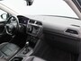 Volkswagen Tiguan Allspace 1.5 TSi 150 Pk Automaat R-Line 7-Persoons | Stoelverwarming | Panorama dak | Adaptive Cruise | 360 Camera | Trekhaak | CarPlay | 19 Inch | 139.672 Km !!