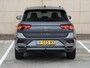 Volkswagen T-Roc 1.5 TSI Sport R-Line 150PK DSG | Navigatie | Panoramadak | Trekhaak | Winterpakket | 18 " Sebring | Keyless