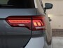 Volkswagen T-Roc 1.5 TSI Sport R-Line 150PK DSG | Navigatie | Panoramadak | Trekhaak | Winterpakket | 18 " Sebring | Keyless