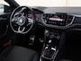 Volkswagen T-Roc 1.5 TSI Sport R-Line 150PK DSG | Navigatie | Panoramadak | Trekhaak | Winterpakket | 18 " Sebring | Keyless