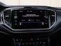 Volkswagen T-Roc 1.5 TSI Sport R-Line 150PK DSG | Navigatie | Panoramadak | Trekhaak | Winterpakket | 18 " Sebring | Keyless