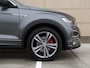 Volkswagen T-Roc 1.5 TSI Sport R-Line 150PK DSG | Navigatie | Panoramadak | Trekhaak | Winterpakket | 18 " Sebring | Keyless
