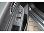 Volkswagen Golf 1.5 eTSI 150pk DSG Style | Panoramadak | Achteruitrijcamera | Dodehoeksensor | Stoelverwarming | Navigatie