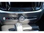 Volvo V60 2.0 T8 Recharge AWD R-Design | Schuif/kanteldak | Trekhaak | Harman Kardon | Adaptieve cruise control | Head-Up Display | BLIS | Standkachel | DAB | Apple Carplay|