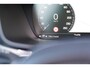 Volvo V60 2.0 T8 Recharge AWD R-Design | Schuif/kanteldak | Trekhaak | Harman Kardon | Adaptieve cruise control | Head-Up Display | BLIS | Standkachel | DAB | Apple Carplay|