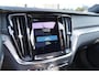 Volvo V60 2.0 T8 Recharge AWD R-Design | Schuif/kanteldak | Trekhaak | Harman Kardon | Adaptieve cruise control | Head-Up Display | BLIS | Standkachel | DAB | Apple Carplay|