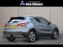 Nissan Qashqai 1.2 N-Connecta | Panoramadak | Trekhaak | Achteruitrijcamera