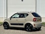 Suzuki Ignis 1.2 Smart Hybrid Select / Achteruitrijcamera / Navigatie / Stoelverwarming voor / Trekhaak /