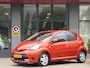 Toyota Aygo 1.0 VVT-i Comfort Orange | Airco | Bluetooth | Zuinig | 5-Deurs | Metallic lak | LM-Velgen | Getint glas |