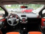 Toyota Aygo 1.0 VVT-i Comfort Orange | Airco | Bluetooth | Zuinig | 5-Deurs | Metallic lak | LM-Velgen | Getint glas |