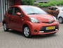 Toyota Aygo 1.0 VVT-i Comfort Orange | Airco | Bluetooth | Zuinig | 5-Deurs | Metallic lak | LM-Velgen | Getint glas |