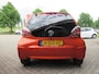 Toyota Aygo 1.0 VVT-i Comfort Orange | Airco | Bluetooth | Zuinig | 5-Deurs | Metallic lak | LM-Velgen | Getint glas |