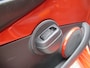 Toyota Aygo 1.0 VVT-i Comfort Orange | Airco | Bluetooth | Zuinig | 5-Deurs | Metallic lak | LM-Velgen | Getint glas |