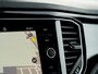 Volkswagen T-Roc 1.5 TSI Sport | Trekhaak | Black Optic | Origineel NL | 2e Eigenaar | Stoelverwarming | Camera | Adaptieve Cruise Control | Climate Control | LED Koplampen | Parkeersensoren | Parelmoer Lak |