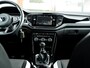 Volkswagen T-Roc 1.5 TSI Sport | Trekhaak | Black Optic | Origineel NL | 2e Eigenaar | Stoelverwarming | Camera | Adaptieve Cruise Control | Climate Control | LED Koplampen | Parkeersensoren | Parelmoer Lak |