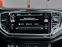 Volkswagen T-Roc 1.5 TSI Sport | Trekhaak | Black Optic | Origineel NL | 2e Eigenaar | Stoelverwarming | Camera | Adaptieve Cruise Control | Climate Control | LED Koplampen | Parkeersensoren | Parelmoer Lak |