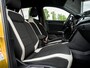 Volkswagen T-Roc 1.5 TSI Sport | Trekhaak | Black Optic | Origineel NL | 2e Eigenaar | Stoelverwarming | Camera | Adaptieve Cruise Control | Climate Control | LED Koplampen | Parkeersensoren | Parelmoer Lak |