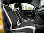 Volkswagen T-Roc 1.5 TSI Sport | Trekhaak | Black Optic | Origineel NL | 2e Eigenaar | Stoelverwarming | Camera | Adaptieve Cruise Control | Climate Control | LED Koplampen | Parkeersensoren | Parelmoer Lak |