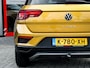 Volkswagen T-Roc 1.5 TSI Sport | Trekhaak | Black Optic | Origineel NL | 2e Eigenaar | Stoelverwarming | Camera | Adaptieve Cruise Control | Climate Control | LED Koplampen | Parkeersensoren | Parelmoer Lak |