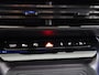 Mercedes-Benz GLB 250+ Business Solution AMG 85.5 kWh | Panoramadak | Stoelverwarming | LED koplampen | AMG-Line | Sportstoelen | Trekhaak |