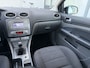 Ford Focus Wagon 1.6-16V Titanium 101 PK. Distributieriem en waterpomp vervangen bij 183.000 KM !!! Zeer fijn rijdende auto !!