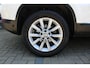 Volkswagen Tiguan 1.4 TSI Sport&Style | Incl. 12 maanden Garantie | 2e Eigenaar | Cruise controle | Climate controle | Parkeersensoren V+A | Navigatie | Automatisch inparkeren | 17 Inch LMV | Volledige onderhoudshistorie aanwezig | Origineel NL Auto | NAP |