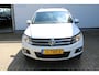 Volkswagen Tiguan 1.4 TSI Sport&Style | Incl. 12 maanden Garantie | 2e Eigenaar | Cruise controle | Climate controle | Parkeersensoren V+A | Navigatie | Automatisch inparkeren | 17 Inch LMV | Volledige onderhoudshistorie aanwezig | Origineel NL Auto | NAP |