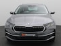 Skoda Octavia Combi 1.5 TSI MHEV Business Edition Plus 150PK DSG Matrix led, Trekhaak, Achteruitrijcamera, Keyless, Virtual Pedal, Stoelverwarming, 17" LM Velgen, Adaptieve Cruise Control