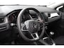 Renault Captur 1.0 TCe 100 Zen Navigatie Cruise Control Lane Assist Stoelverwarming Parkeersensoren Spiegel Pakket