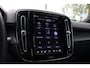Volvo XC40 Recharge Core | Google Maps navigatie | Trekhaak, semi elektrisch inklapbaar | Verwarmbare voorstoelen | Verwarmbaar stuurwiel | 18-Inch Lichtmetalen velgen met Allweatherbanden | Parkeercamera achter | AppleCarplay | Android Auto