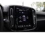 Volvo XC40 Recharge Core | Google Maps navigatie | Trekhaak, semi elektrisch inklapbaar | Verwarmbare voorstoelen | Verwarmbaar stuurwiel | 18-Inch Lichtmetalen velgen met Allweatherbanden | Parkeercamera achter | AppleCarplay | Android Auto