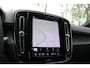 Volvo XC40 Recharge Core | Google Maps navigatie | Trekhaak, semi elektrisch inklapbaar | Verwarmbare voorstoelen | Verwarmbaar stuurwiel | 18-Inch Lichtmetalen velgen met Allweatherbanden | Parkeercamera achter | AppleCarplay | Android Auto