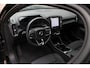 Volvo XC40 Recharge Core | Google Maps navigatie | Trekhaak, semi elektrisch inklapbaar | Verwarmbare voorstoelen | Verwarmbaar stuurwiel | 18-Inch Lichtmetalen velgen met Allweatherbanden | Parkeercamera achter | AppleCarplay | Android Auto