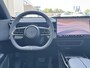 Mazda 6e CX-6e Takumi 78 kWh | EERST LEVERBARE AUTO | Stoelverwarming/Verkoeling | Stuurverwarming | 360* Camera | 50" Infotainment-scherm | Elektrische Achterklep |