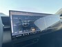 Mazda 6e CX-6e Takumi 78 kWh | EERST LEVERBARE AUTO | Stoelverwarming/Verkoeling | Stuurverwarming | 360* Camera | 50" Infotainment-scherm | Elektrische Achterklep |